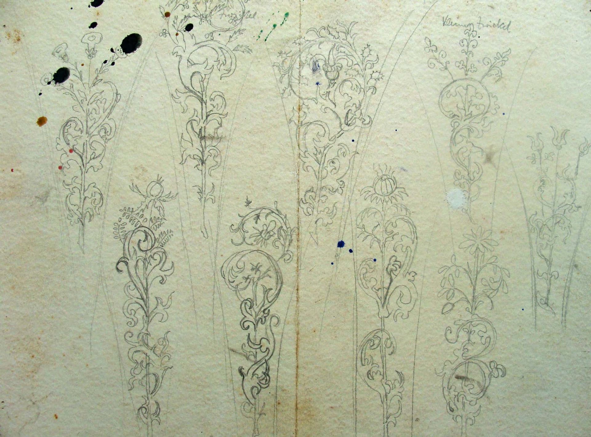 Gotische Rankenblumen